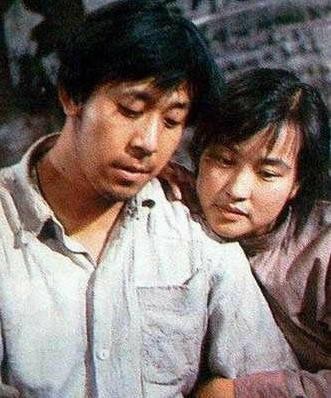 Nam diễn viên Khương Mỹ và Lưu Hiểu Khánh.