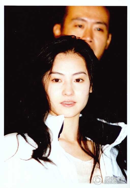 Sau thành công bước đầu, Trương Bá Chi tiếp tục có những vai diễn được đánh giá cao trong Failan (2001), một bộ phim hợp tác giữa Hàn Quốc và Hồng Kông, Đại hòa thượng (2003)...