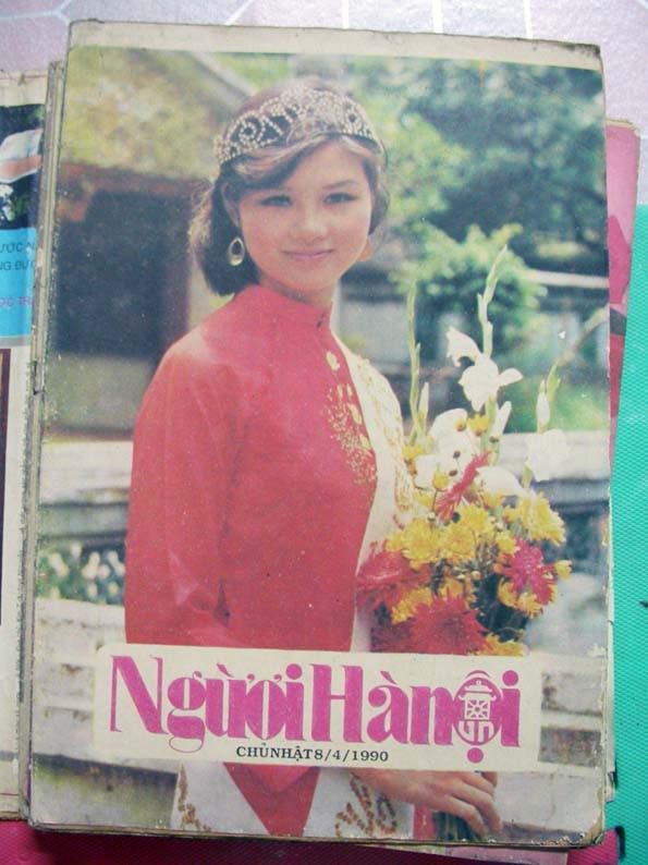 Ngoài cuộc thi hoa hậu tổ chức 2 năm một lần vào những năm chẵn, trong những năm lẻ thì có cuộc hoa khôi. Người đăng quang năm 1989 đó là Hoa khôi Hàn Nguyệt Thu Hương trên bìa báo "Người Hà Nội".
