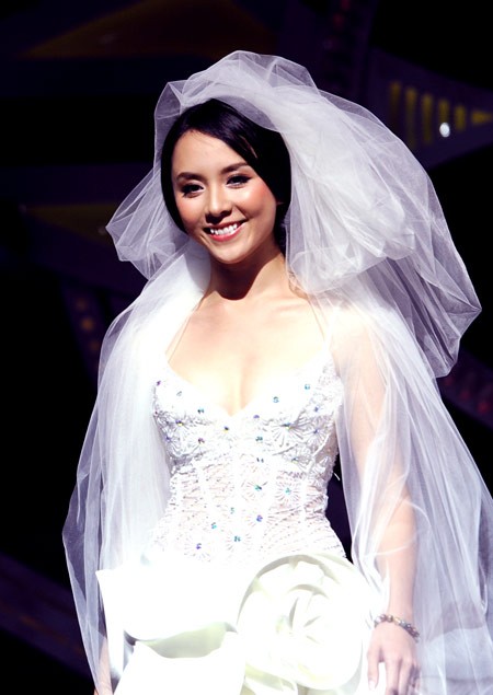 Ngày 16 tháng 12 năm 2008 (3 ngày sau đêm chung kết Hoa hậu thế giới 2008), trang web Missworld công bố Dương Trương Thiên Lý đoạt danh hiệu "Hoa hậu được yêu thích nhất" (giải thưởng bình chọn qua mạng nhiều nhất)(Miss People's Choice).
