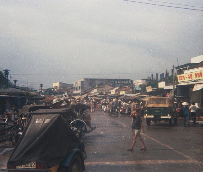 Chợ Nancy đường Cộng Hòa, nay là đường Nguyễn Văn Cừ.