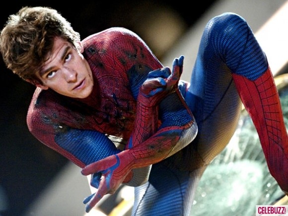 Nam diễn viên trẻ Andrew Garfield trong phần mới nhất về người nhện “The Amazing Spider-Man” (Người nhện 4- Siêu nhện tái xuất) mới ra rạp đầu tháng 7/2012.