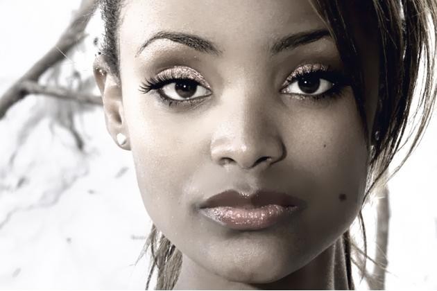 Hoa hậu Ethiopia – Melkam Endale, 21 tuổi, cao 1.73m, hiện là sinh viên đại học.