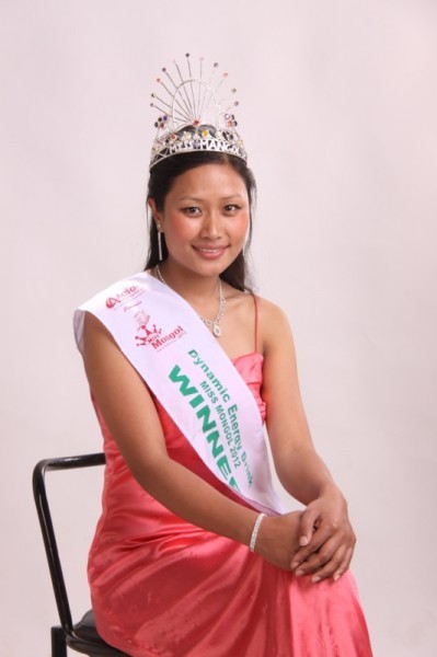 Hoa hậu Mông Cổ - Sapana Roka Magar