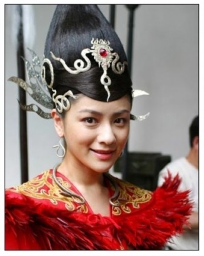 Số 81. Hồ Khả vai Tô Thuyên trong “Lộc đỉnh ký” 2006.