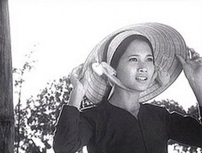 Nghệ sĩ Lê Vân vai Duyên trong phim “Bao giờ cho đến tháng 10” của đạo diễn Đặng Nhật Minh năm 1984.