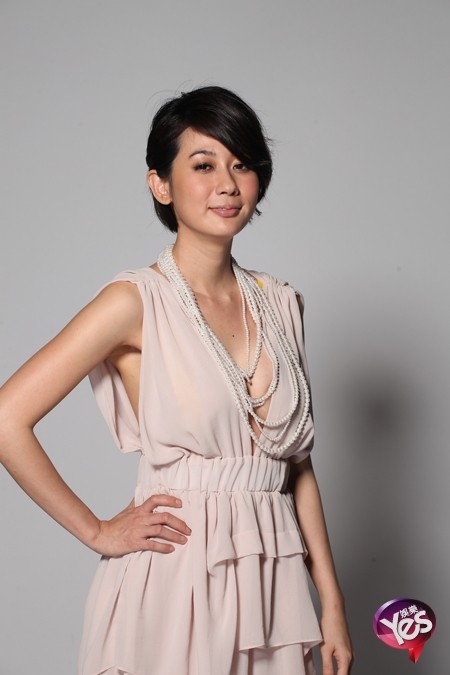 Nữ diễn viên Lâm Lợi Phi phủ nhận có dính líu đến những hình ảnh và clip sex với Lý Tông Thụy mà chỉ coi mối quan hệ của họ như chị em.