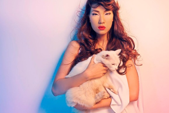 Ngọc Thúy trong một buổi chụp hình tại Vietnam's Next Top Model.