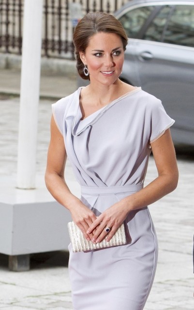 Catherine đã tạo ra một phong cách thời trang trên toàn cõi Anh và được gọi là "xu thế của Kate Middleton".