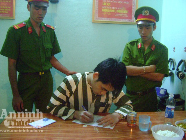 Tử tù Nguyễn Thái Bảo viết lá thư cuối cùng gửi cho gia đình trước giờ ra pháp trường.