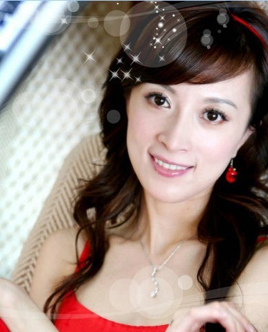Nữ diễn viên Kim Xảo Xảo là người Mãn, tỉnh Liêu Ninh.