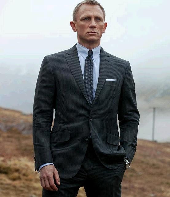 Daniel Craig vị trí thứ 3 (tạm thời) với các phim Casino Royale, Quantum of Solace và Skyfall từ 2006 đến nay.