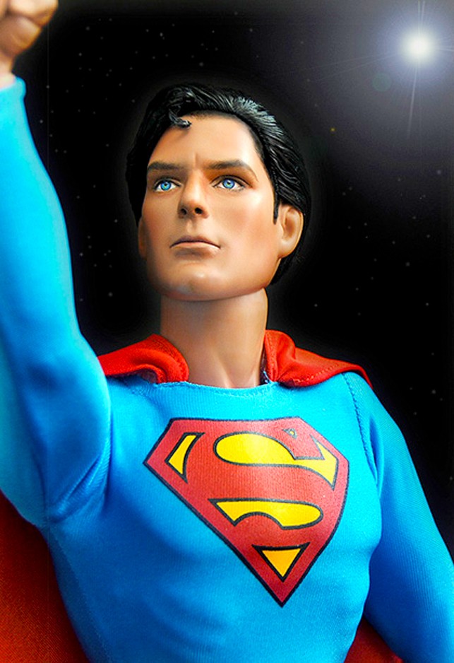Christopher Reeve vai Superman.