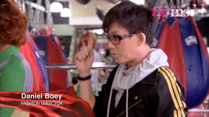 Giám đốc thời trang Daniel thực sự cáu kỉnh và khó chịu với Thùy Trang.