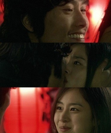 Nụ hôn ngọt ngào của Kim Tae Hee và Lee Byung Hun trong phim Iris.