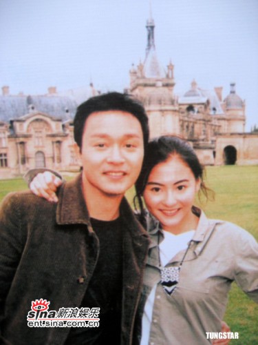 Cả hai cũng từng hợp tác chung trong bộ phim điện ảnh Left Right Love Destiny do chính Trương Quốc Vinh làm đạo diễn năm 1999.