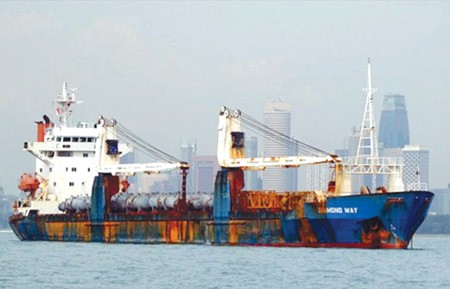 Giá trị những con tàu của Vinashinlines giảm rất nhanh theo thời gian, ảnh trên báo Giao thông vận tải ngày 21/5/2014