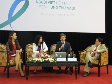 Buổi hội thảo "Người Việt dễ mắc bệnh ung thư như nào?" với sự tư vấn, giải đáp của các chuyên gia, bác sĩ đầu ngành về ung thư người Pháp và Việt Nam.