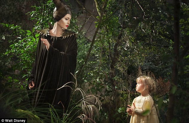 Angelina và con gái nhỏ sẽ cùng tham gia trong phim Maleficent