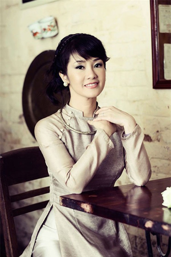 Diva Hồng Nhung