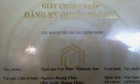 Đơn tố cáo và bằng chứng đăng kí bản quyền tác giả chương trình 'Ngôi sao Việt' của ông Nguyễn Hoàng Thảo.