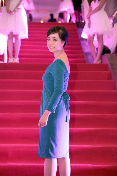 Thời gian gần đây diễn viên Chiều Xuân cũng tích cực đến ủng hộ các bộ phim Việt Nam