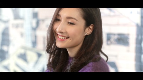 Hình ảnh ca sĩ Anna Trương trong MV mới