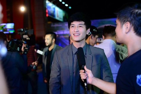 Huỳnh Anh trả lời phỏng vấn báo chí về bộ phim