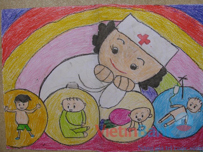 Ước mơ của em là làm 1 bác sĩ phụ sản, em mong rằng nghề bác sĩ sẽ chữa được những căn bệnh hiểm nghèo, mang lại niềm vui cho gia đình những em nhỏ này.