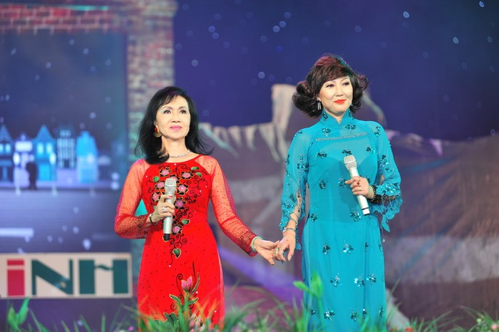 Đôi song ca Trang Mỹ Dung - Kim Anh khiến người nghe thổn thức với ca khúc "Sầu lẻ bóng"