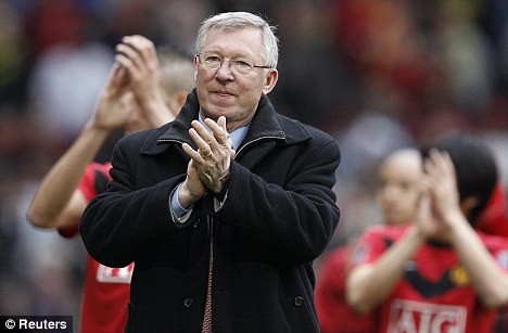 Alex Ferguson trở thành tượng đài bất hủ tại Old Trafford với kỉ lục 1000 trận dẫn dắt MU
