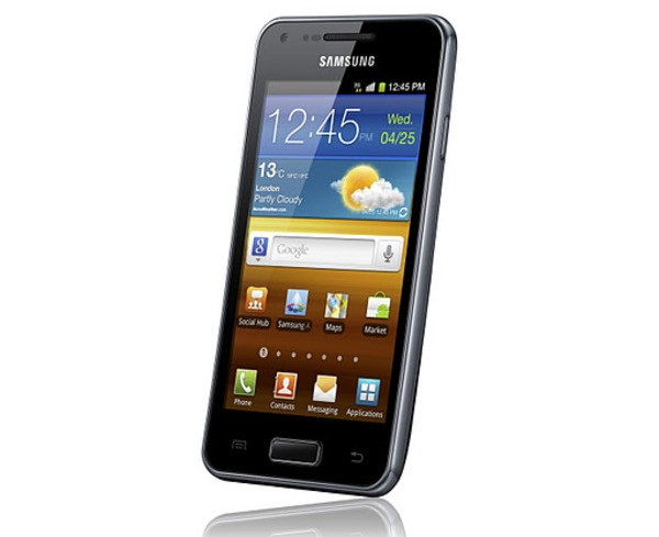 Samsung Galaxy S Advance: Galaxy S Advance có thiết kế khác biệt nhất so với các model trước thuộc dòng Galaxy, gọn và thanh thoát hơn dù vẫn giữ màn hình rộng 4 inch công nghệ Super Amoled, độ phân giải 480 x 800 pixel, chống trầy.