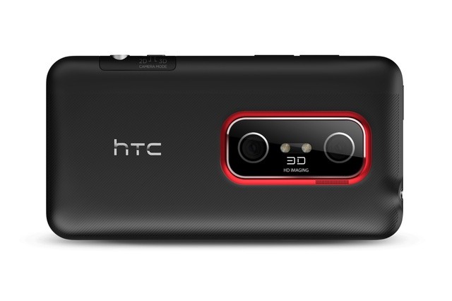 HTC EVO 3D được trang bị 2 camera 5 MP ở mặt sau cho phép chụp hình và quay phim 3D độ phân giải HD 720p, hoặc quay phim 2D Full HD 1080p. Hình ảnh 3D sau khi chụp có thể được xem trực tiếp trên màn hình của máy mà không cần phải đeo kính.