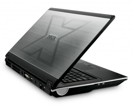 Rock Extreme SL8: Được gọi là”chiếc laptop nhanh nhất thế giới” với cấu hình “khủng” thời bấy giờ: vi xử lí Intel Core 2 Quad, 2 x NDIVIA 9800M cấu hình SLI, hỗ trợ đến 8 GB RAM cùng ổ đọc địa Bluray có thể chơi video ở độ phân giải cao. Rock Extrem SL8 hẳn sẽ làm chủ nhân của nó phải tự hào. Cái giá đến 5000 USD hoàn toàn xứng đáng cho những tính năng mà chiếc laptop này sở hữu