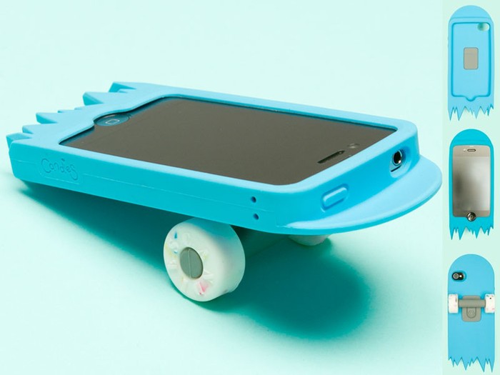 1. Vỏ hình ván trượt: Nếu hâm mộ thể thao hay là dân trượt ván, chiếc vỏ này khá vui mắt. Tuy nhiên vấn đề là bánh xe và tấm ván khiến iPhone dày lên trông thấy và rất khó cầm. Phụ kiện có tên Candies Skate Deck làm 100% từ silicone, dùng được cho cả iPhone 4 và 4S.