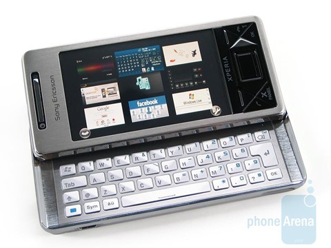 Sony Ericsson XPERIA X1: Giờ đây dù ở bất cứ đâu chúng ta cũng bắt gặp những smartphone của Sony được gắn với nhãn hiệu XPERIA. Một số người có thể đã quên rằng dòng XPERIA thực sự không khởi đầu với Android mà là Windows Mobile dưới cái tên Sony Ericsson XPERIA X1. Ngoài việc là smartphone Windows Mobile đầu tiên của Sony, máy còn sở hữu một thiết kế cao cấp vô cùng bắt mắt.