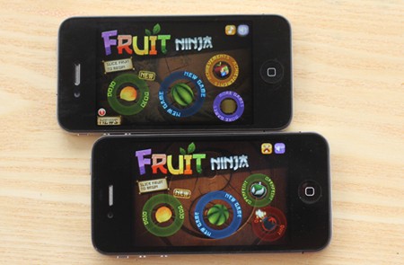 Chạy hệ điều hành Android, 4S-Retina có thể chơi phần lớn game nổi tiếng từng có trên iOS như Fruit Ninja, Angry Birds, PES 2012…