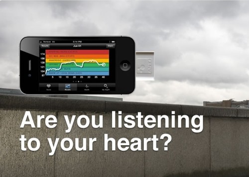 3. Theo dõi sức khỏe: Giờ đây, chiếc iPhone có thể giúp bạn theo dõi nhịp tim của mình khi đang tập thể dục. Phụ kiện Digifit Connect đang trở thành một sản phẩm hoàn hảo cho những người thường xuyên chạy bộ hoặc đi xe đạp. Giá bán: 59,99 USD (khoảng 1,26 triệu đồng)