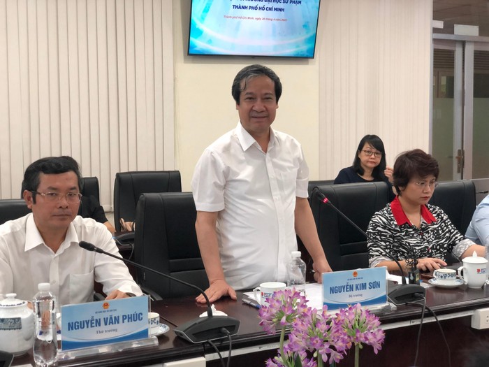 Bộ trưởng Bộ Giáo dục và Đào tạo Nguyễn Kim Sơn phát biểu chỉ đạo trong buổi làm việc tại trường Đại học Sư phạm Thành phố Hồ Chí Minh (ảnh: Lê Phương)