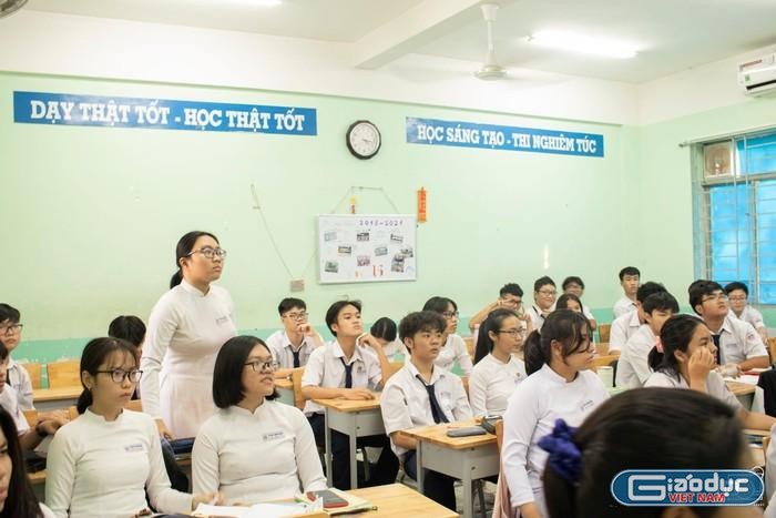 Học sinh lớp 12 trường Trung học phổ thông Phú Nhuận trong giờ học (ảnh minh hoạ trước dịch COVID:NTCC)
