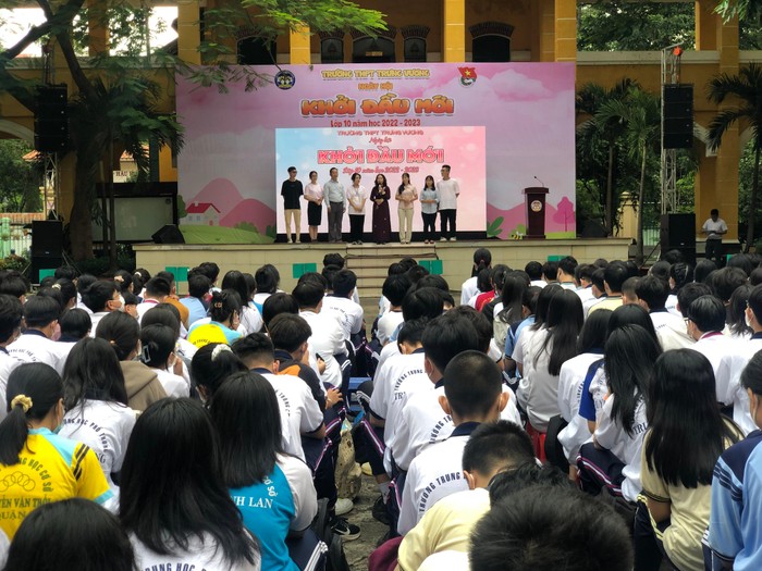 Hơn 650 học sinh lớp 10 năm học 2022-2023 của trường Trung học phổ thông Trưng Vương (Thành phố Hồ Chí Minh) tham gia ngày hội &quot;Khởi đầu mới&quot;