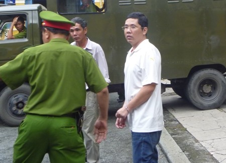 Nhà báo Hà Phan bị xét xử vì nhận hối lộ