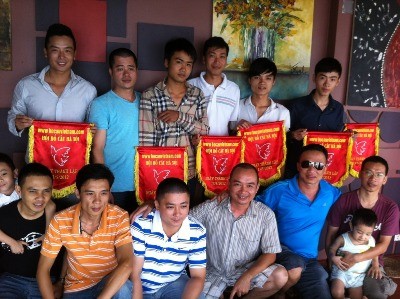 Những thành viên trong Hội Bồ câu đua Hà Nội (ảnh: Trung Quân)