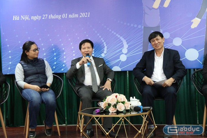 Ông Vũ Quang Hải, Phó Tổng Giám đốc Đài Tiếng nói Việt Nam cho rằng phụ nữ làm báo có rất nhiều thế mạnh (Ảnh: Nhật Minh)