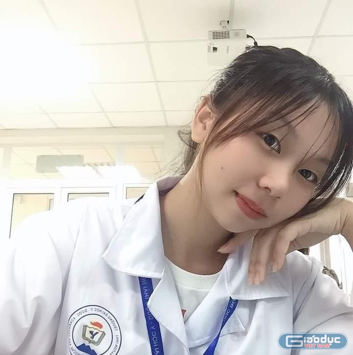 Dương Thị Linh - sinh viên năm 2 ngành Điều dưỡng, Trường Đại học Y dược Thái Nguyên.