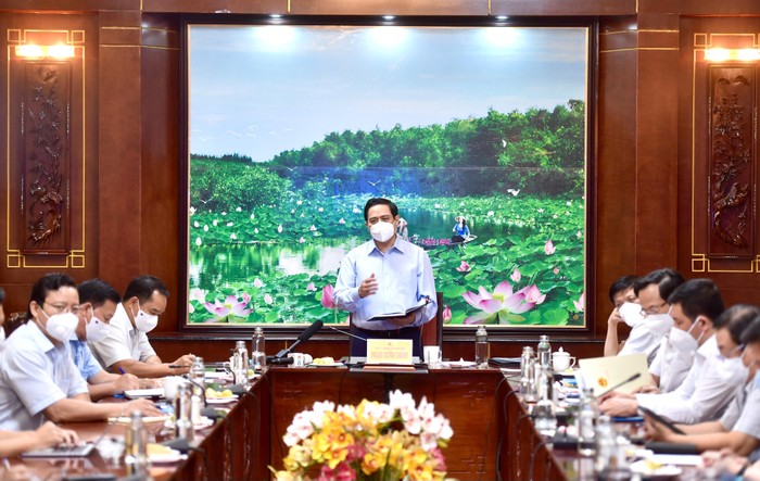 Thủ tướng Phạm Minh Chính yêu cầu phải làm ngay việc hỗ trợ người dân theo Nghị quyết 68 của Chính phủ.