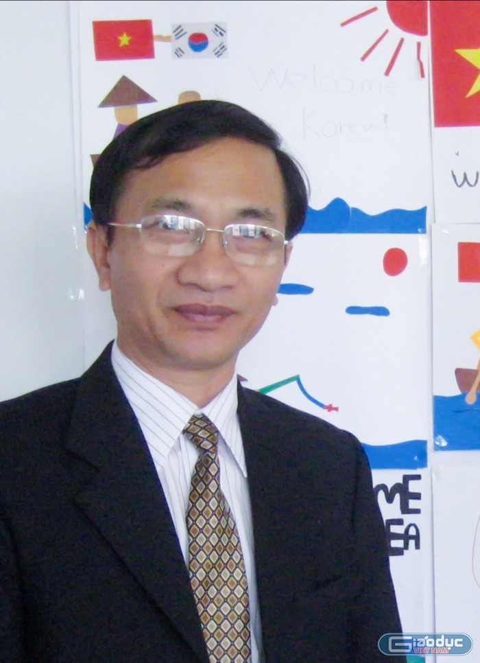 Tiến sĩ Hoàng Ngọc Vinh - nguyên Vụ trưởng Vụ Giáo dục chuyên nghiệp (Bộ Giáo dục và Đào tạo). (Ảnh:NVCC)