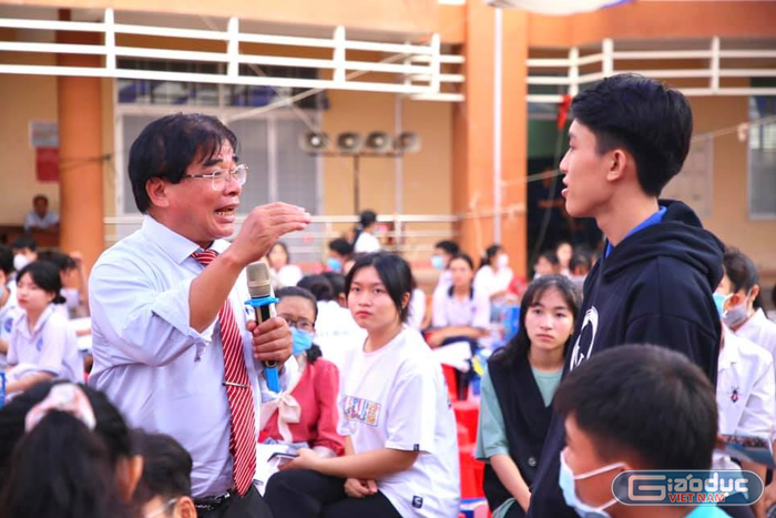 Phó Giáo sư Đỗ Văn Dũng cho biết, Trường Đại học Sư phạm Kỹ thuật Thành phố Hồ Chí Minh tổ chức kết hợp nhiều phương án tuyển sinh, chủ động tìm kiếm ứng viên phù hợp cho trường. (Ảnh: NVCC)