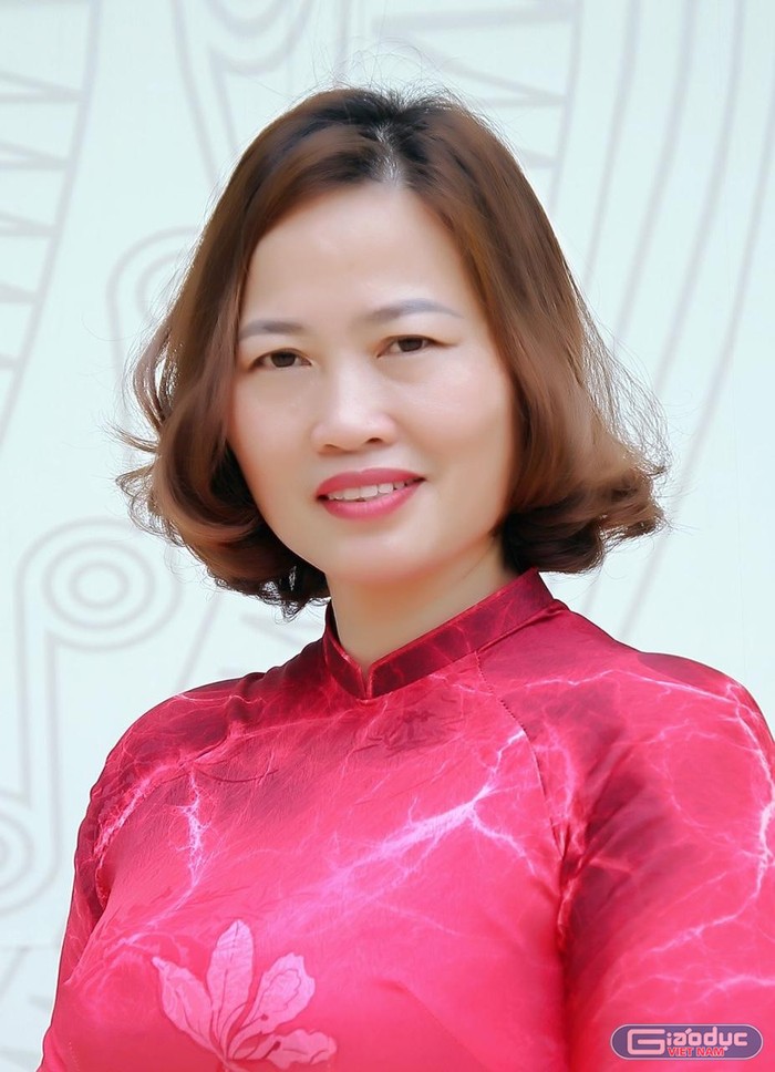 Nhà giáo Đinh Thị Phương Anh - Hiệu trưởng Trường Trung học cơ sở Lương Yên. (Ảnh: NVCC)