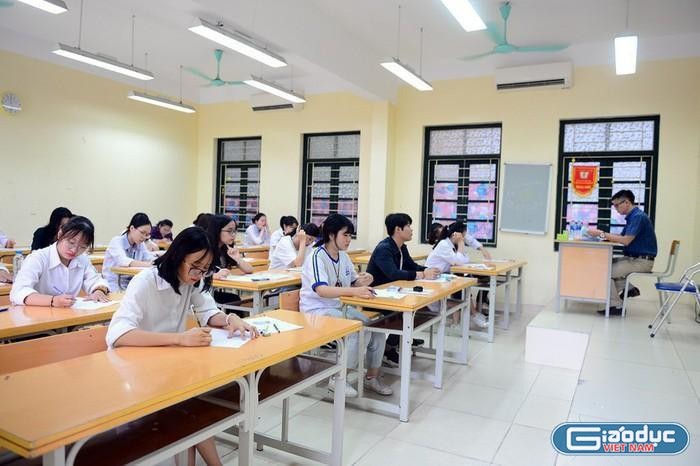 Bộ Giáo dục và Đào tạo đã công bố đề thi tham khảo Kỳ thi tốt nghiệp trung học phổ thông năm 2022. (Ảnh minh họa: Dương Hà)